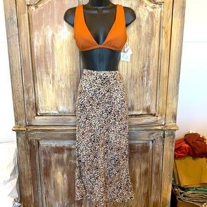 Volcom I’m a Leo midi skirt size Large brand new with tags
